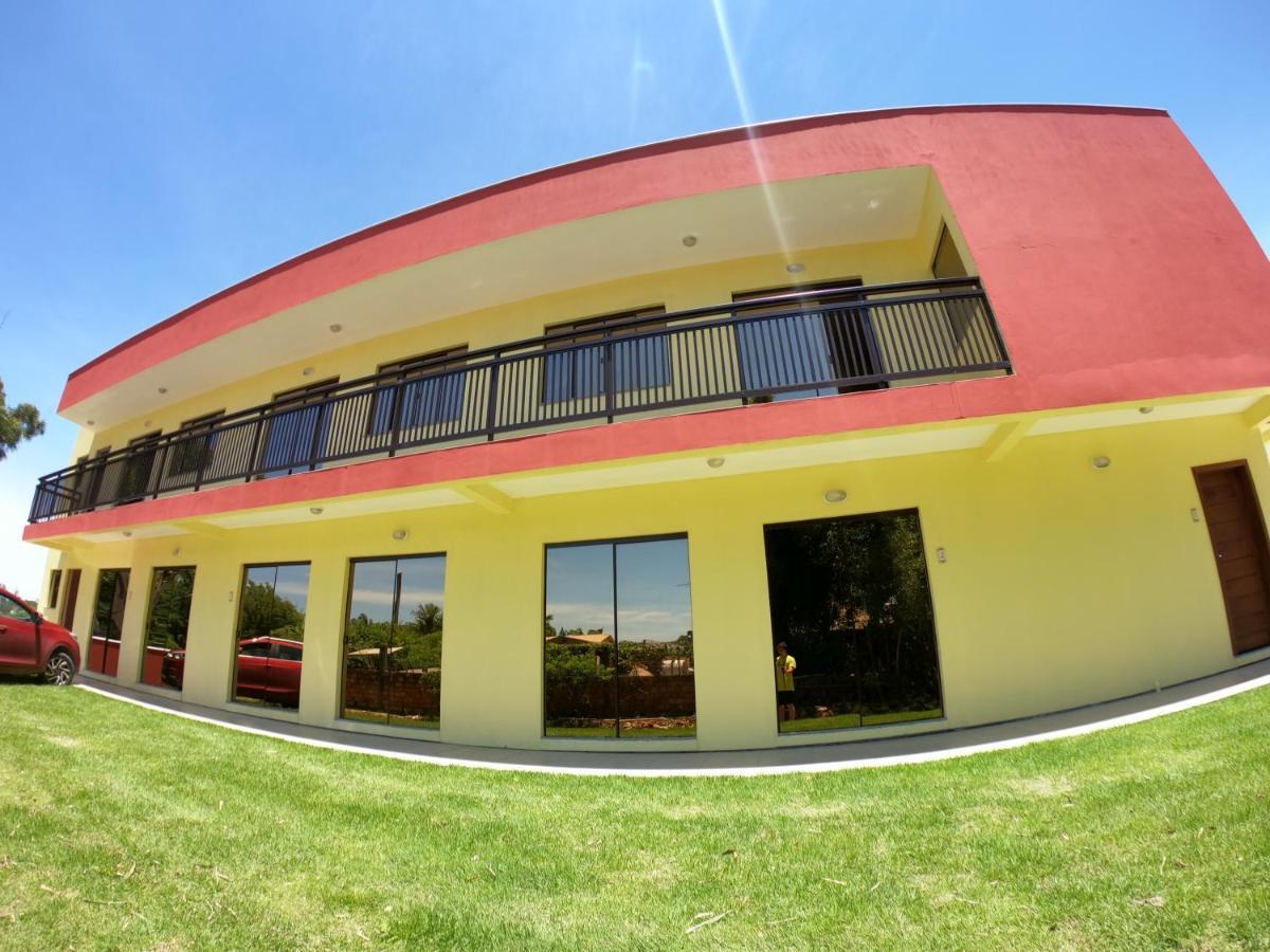 Apartamentos Gigi Гаропаба Экстерьер фото